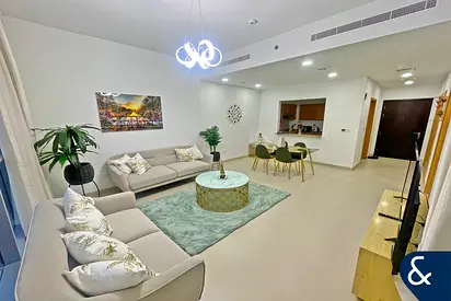 Furnished | City Views | Modern | 1 Bed