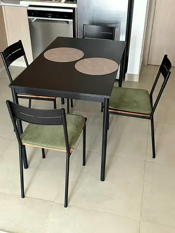 Kitchen table set with 4 chairs