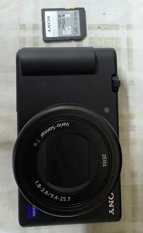Sony ZV1 camera with bag, card 128GB and accessories