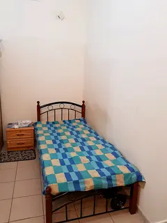 Bed Space Available in Al Barsha near Insurance Market Metro Station - Neat & well maintained