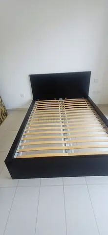 Ikea Malm bed with mattress 140x200