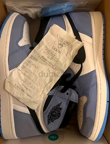 Jordan 1 retro university blue