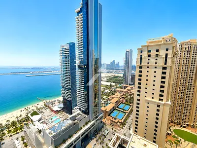 Sea &Palm View I Beachfront Living I Spacious Unit
