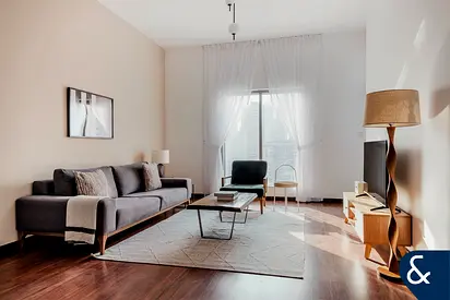 1 Bed | Upgraded | Balcony | 6% NET ROI