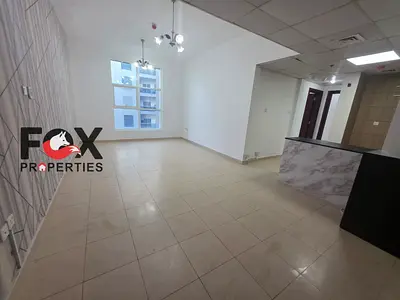 City Tower: 2 bedrooms + living room, balcony with an open view, 2 bathrooms, and parking. Payment