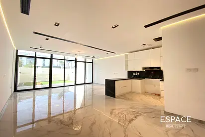 3 BR plus Maids Room | Modern | Landscaped