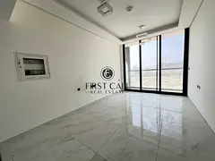 Unfurnished | Kitchen appliances included | Studio apartment