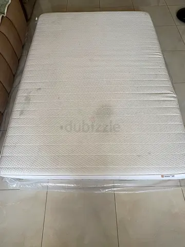 IKEA MAURANGER Foam Mattress 140x200 cm – Excellent Condition