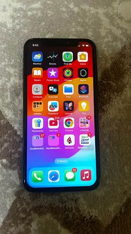 iPhone in good working condition with charger (read description)