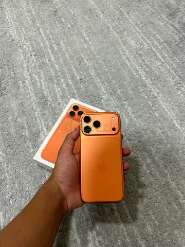 iPhone 17 Pro Max comes with (AppleCare+) and in great condition