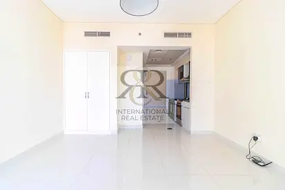 High Floor | Prime Location | Vacant