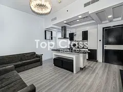 Fully Furnished| Upgraded | Mid Floor | Rented