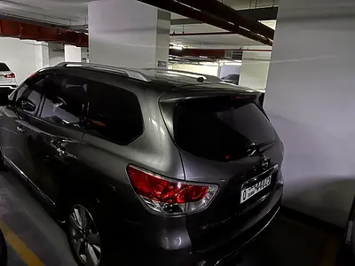 2015 Nissan PATHFINDER 照片 1