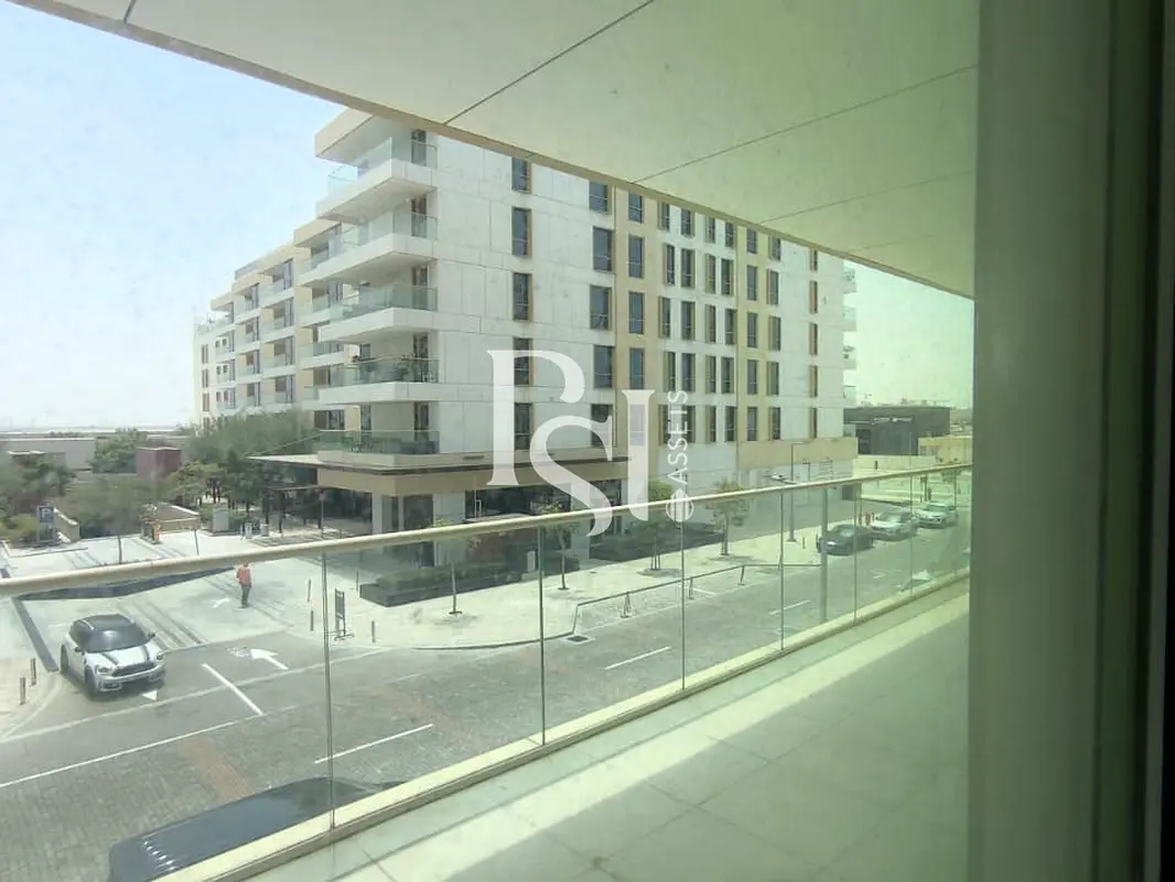 Luxury Living | Spacious Layout | Balcony