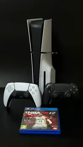PS5 SLIM DISC EDITION 1TB WITH 2 CONTROLLERS AND 1 GAME