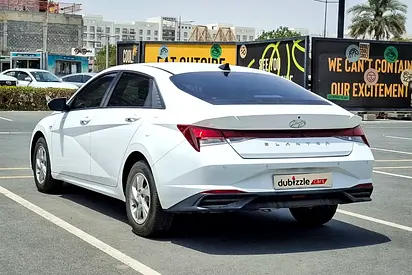 2023 Hyundai ELANTRA 照片 8