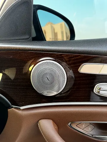صورة 10 لـ 2019 Mercedes-BENZ E-CLASS