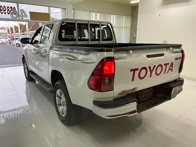 2025 Toyota HILUX 照片 5