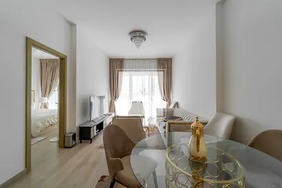 LARGE LAYOUT 1 BHK | UNFURNISHED | COMMUNITY VIEW