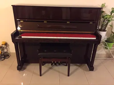 Upright Kawai Piano in Dark Polish Finish with Bench KX-21