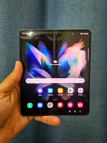 Samsung Fold 3 5G only set 12/256Gb storage 1physical 1esim condition 10/9 both screem ok
