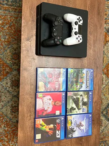 Playstation 4 Slim With 2 Controllers (6 Games)
