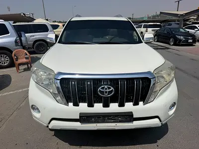 Toyota Prado 2016 vxr fullopshin GCc white color
