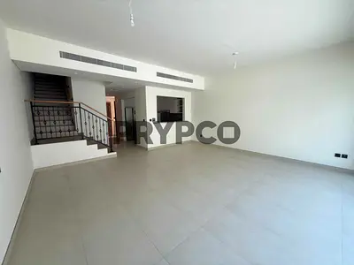 5BR +Maids Townhouse | Unfurnished | Vacant