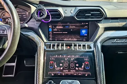 صورة مصغرة 13 لـ 2019 Lamborghini URUS