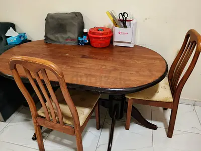 Oval Dining table size 150 × 90 cm