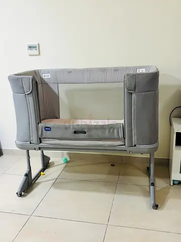 Chicco bedside crib/bassinet