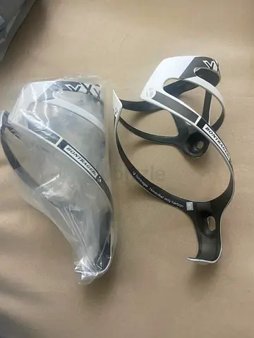 BontragerXXX Carbon Bottle cage