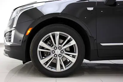 صورة 7 لـ 2024 Cadillac XT5