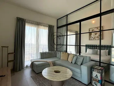 Stylish Furnished Home I Vibrant Community I Ready
