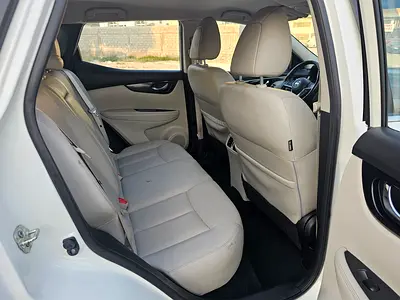 صورة 10 لـ 2018 Nissan ROGUE SPORT