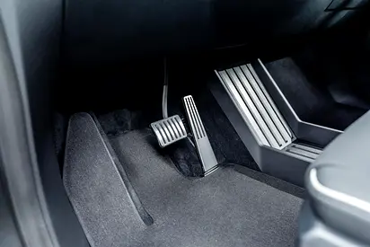 2026 Tesla CYBERTRUCK photo 11