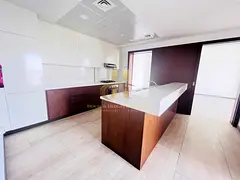 Smart Investment- Prime Spot-Attractive Property