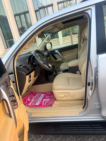 صورة 10 لـ 2015 Toyota PRADO