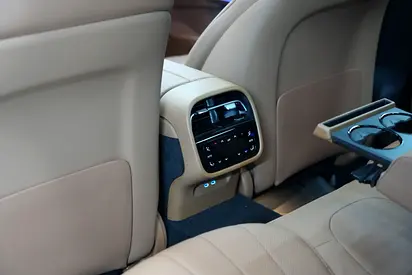 Mercedes-Benz E-Class E 300, миниатюра 19