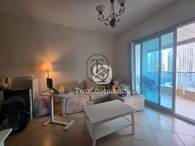 Marina View 2BR | Semi Furnished | Prime Location