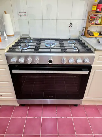 Bosch Series 6 Gas Oven 90cm With Fan Like New