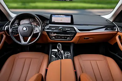 BMW 5 Series 520i, миниатюра 8