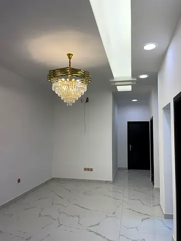 Al Zahia villa for annual rent, five rooms, strategic location