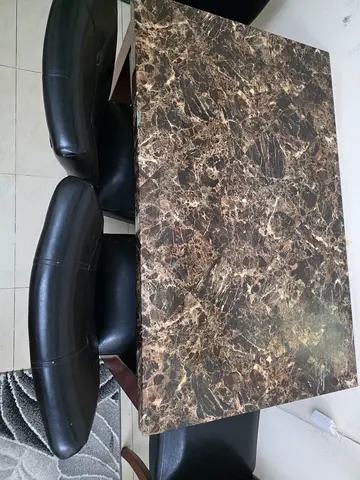 Daining table with four chairs