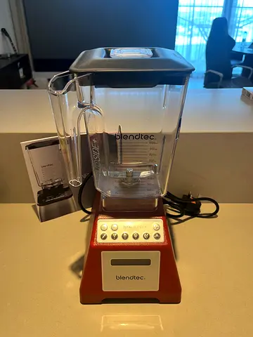 Blendtec Total Classic Original Blender and 90 oz WildSide+ Jar - Kitchen Blender Bundle - Red