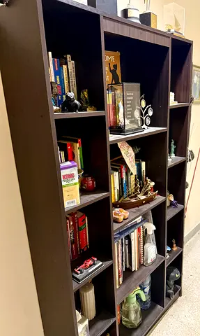 Wooden Book shelf in excellent condition