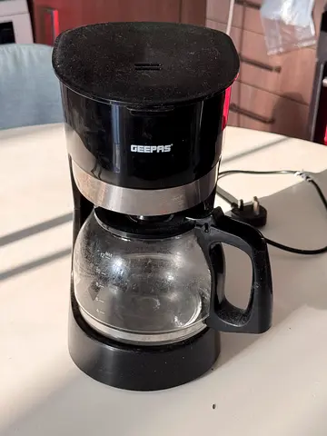 Geepas Drip Coffee Maker with Glass Carafe - Used