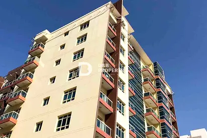 Elegant 1BR | DSO | Ready to Move In | Balcony
