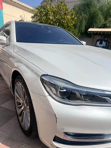 2016 BMW 7-SERIES 照片 5