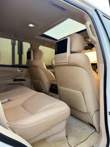 2015 Lexus LX-SERIES 照片 14
